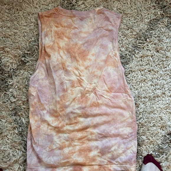 tye dye tank top in great condition size small - Picture 3 of 3